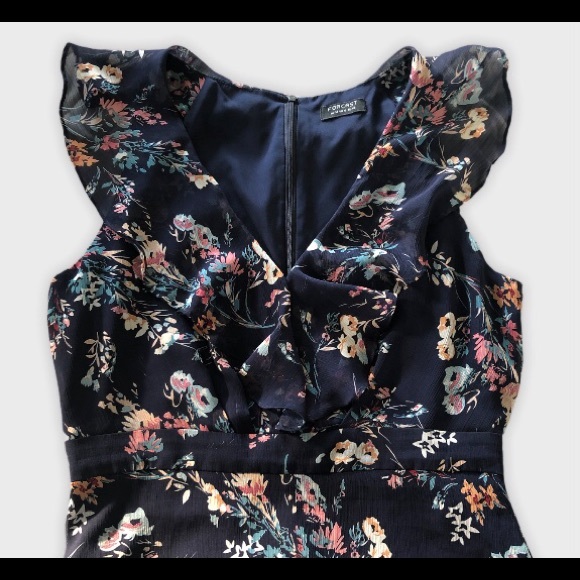 ✨Host Pick✨ FORCAST Blue floral dress - Picture 4 of 8